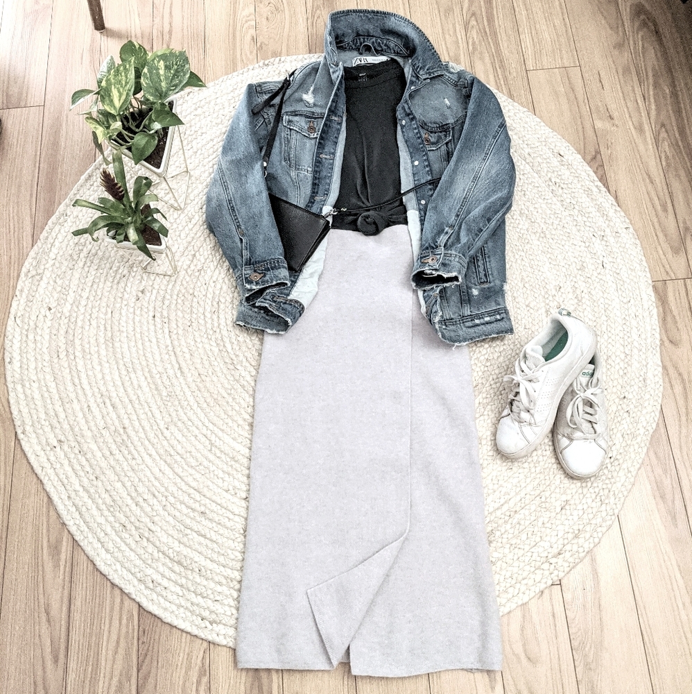 Babaton Aritzia Midi Wrap Skirt